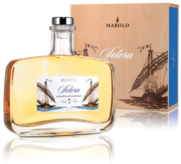 Grappa di Barolo Solera von Marolo - Flasche Grappa aus dem Piemont