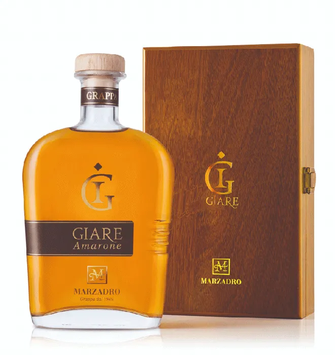 Grappa Le Giare Amarone von Distilleria Marzadro - Flasche Grappa aus dem Südtirol